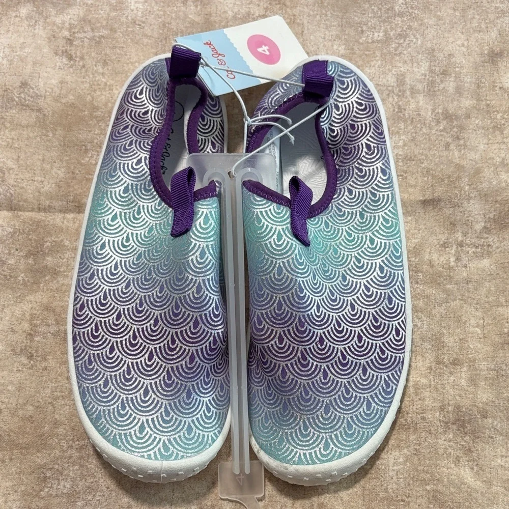 Cat & Jack Kids Water Shoes with Purple and Teal Scales